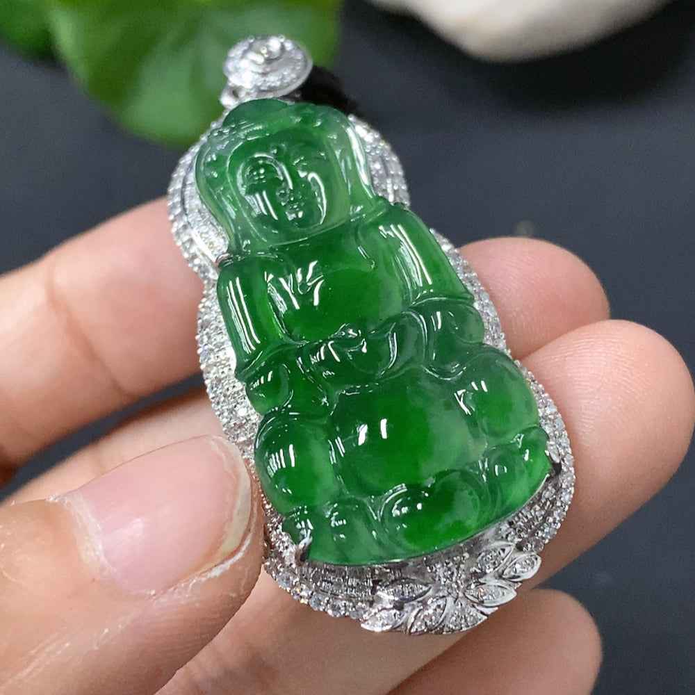 Jadeite Guanyin pendant with 18k gold inlay, crafted by HUILIU HQ, weighing approximately 15.7g including cord.