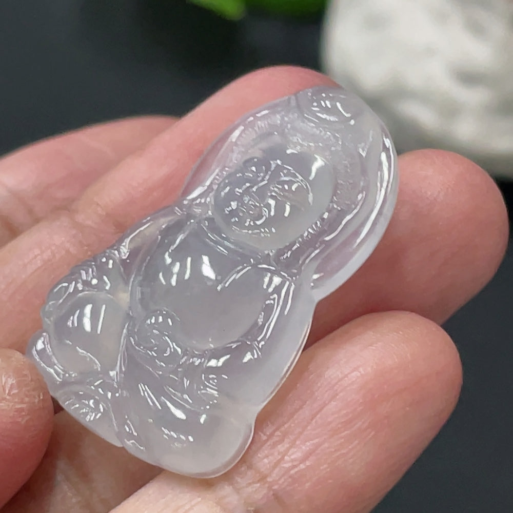 Jadeite Guanyin pendant from HUILIU HQ, crafted in jade with a total weight of approximately 6.42g, detailed carving of Guanyin figure.