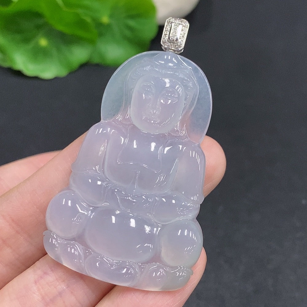 Jadeite Guanyin pendant with 18K gold clasp, set with diamonds, weighing about 14g, crafted by HUILIU HQ.