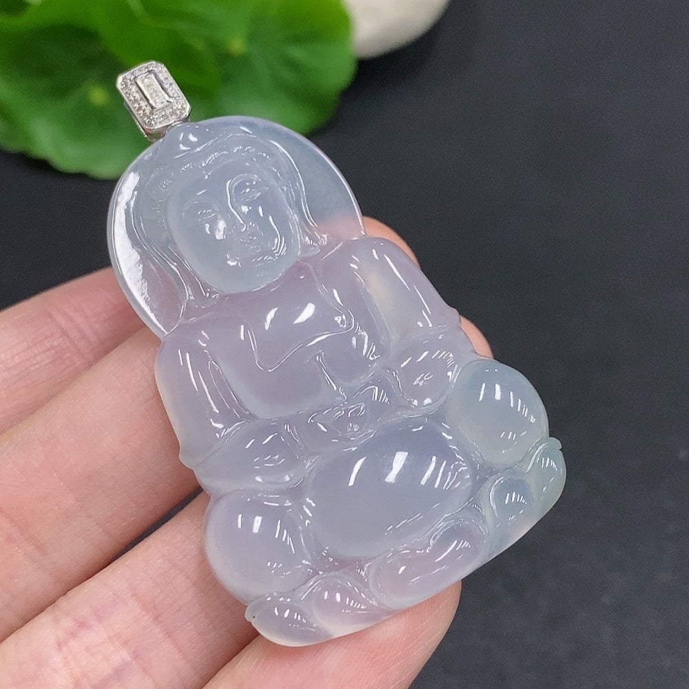 Jadeite Guanyin pendant with 18K gold clasp, set with diamonds, weighing approximately 14g, crafted by HUILIU HQ.