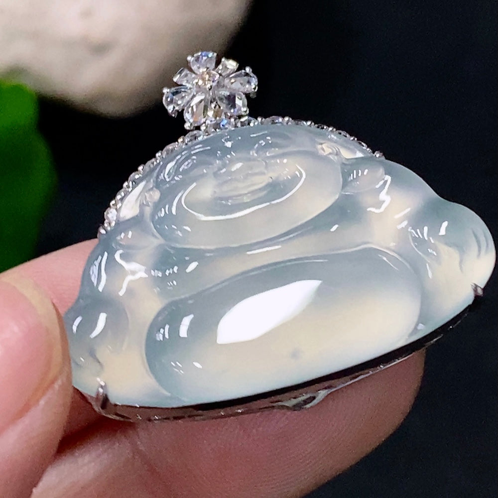 Jadeite inlaid Buddha pendant with diamond accents, crafted by HUILIU HQ, 18k gold, weighs approx. 10.22g.