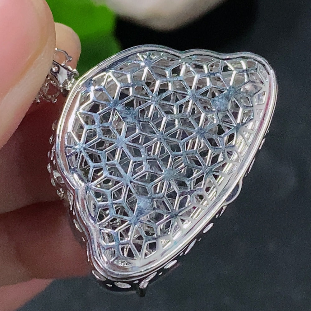 Jadeite inlaid Buddha pendant with diamond accents, crafted by HUILIU HQ, weighs approx. 10.22g and features intricate detailing.
