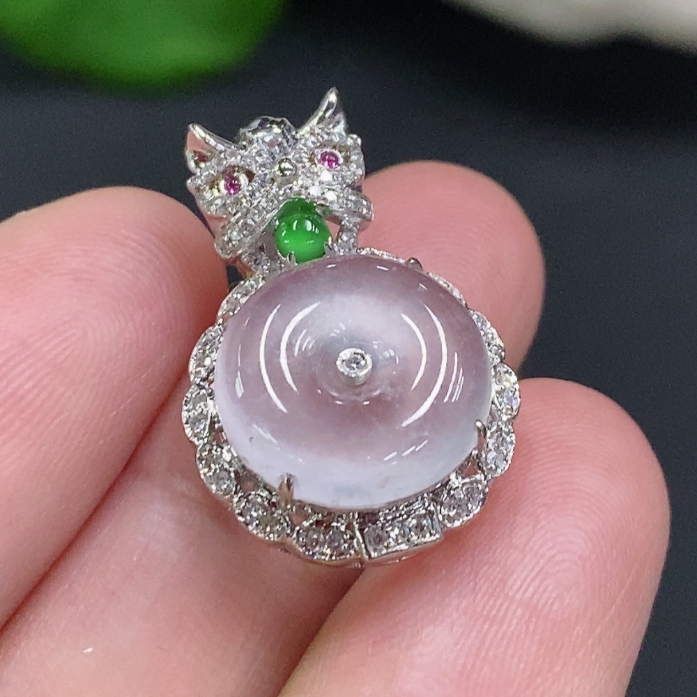 HUILIU HQ jadeite inlaid pendant with gold surface, diamond accents, showcasing smooth jade surface and elegant design.