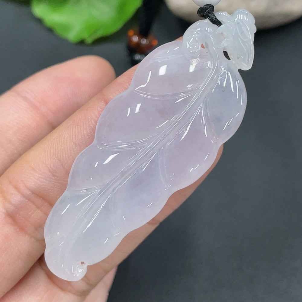 HUILIU HQ jadeite leaf pendant, detailed green jade leaf jewelry, weighing 16.072g, natural stone craftsmanship