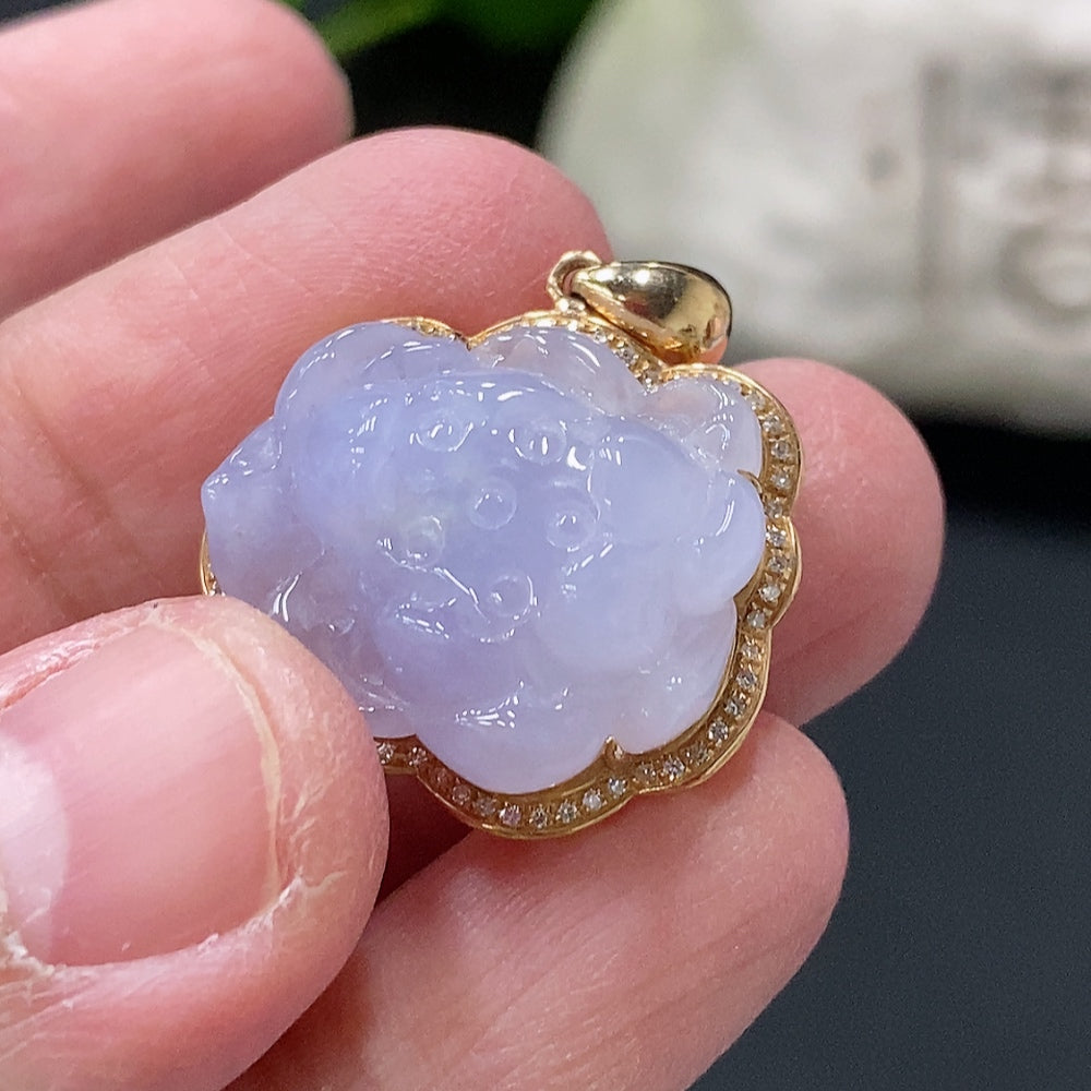 Huiliu Certified Jadeite Lotus Pendant Set with diamond inlays, featuring intricate jade jewelry design and elegant craftsmanship.