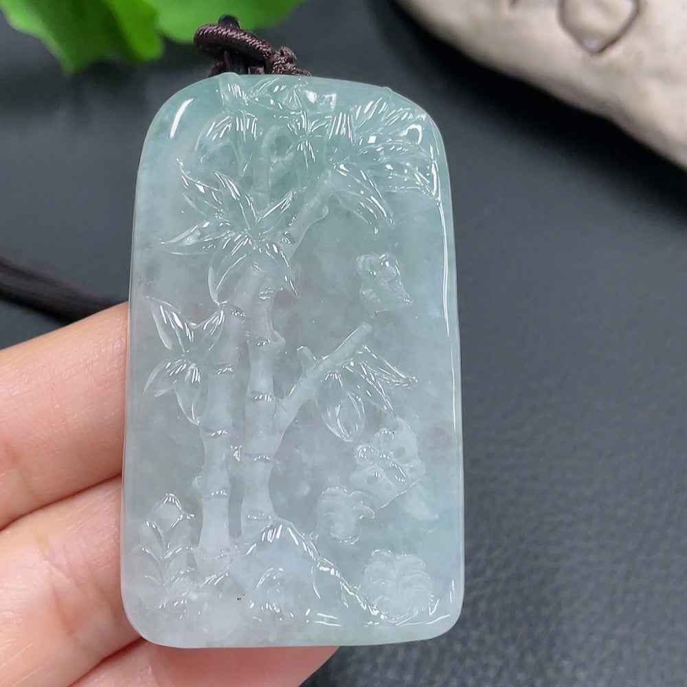 HUILIU HQ Jadeite pendant featuring a bamboo joint design with matching stones, weighing 47.437g, showcasing intricate jade craftsmanship.