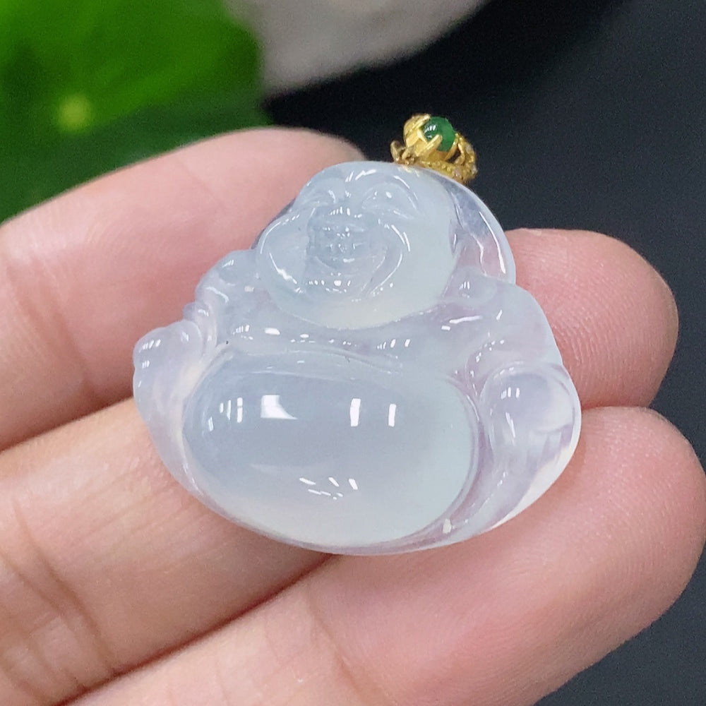 Jadeite Buddha pendant in 18K gold with non-diamond accents, crafted by HUILIU HQ, weighing approximately 5.2 grams.