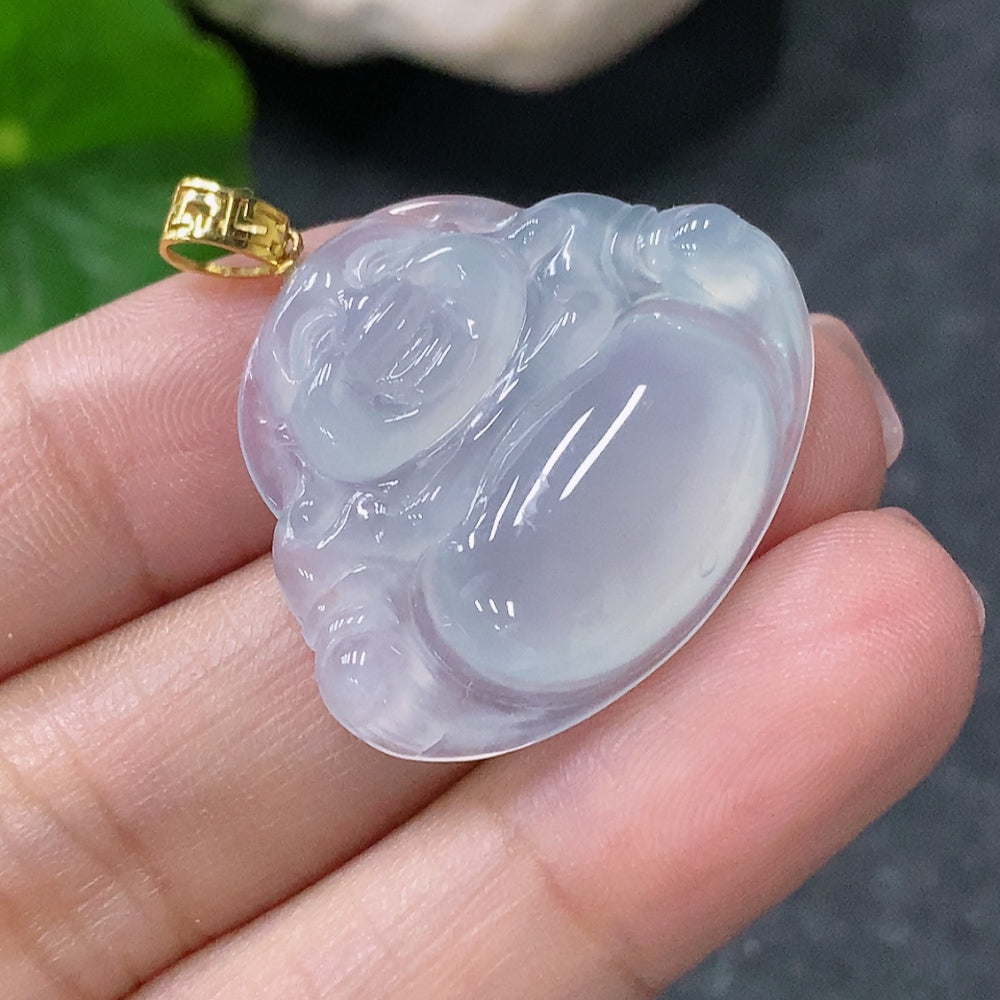 Jadeite Buddha pendant in 18K gold from HUILIU HQ, weighing approximately 5.17g, displayed with intricate craftsmanship.