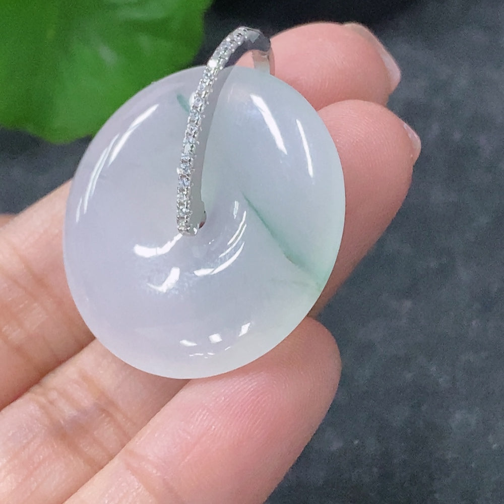 Huiliu certified jadeite pendant featuring a peace buckle design, showcasing smooth green jade with polished finish.