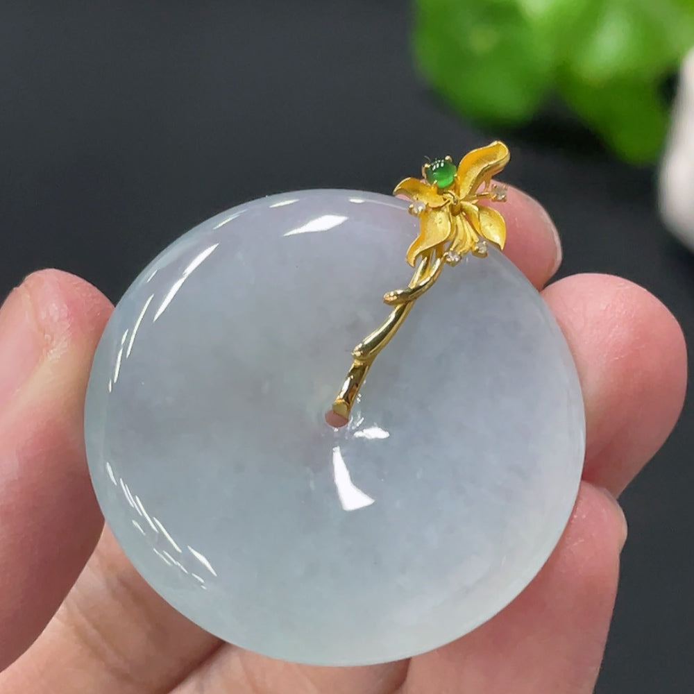Huiliu Jadeite Pendant featuring a Peace Knot design with diamond accents, showcasing smooth green jade and elegant craftsmanship.