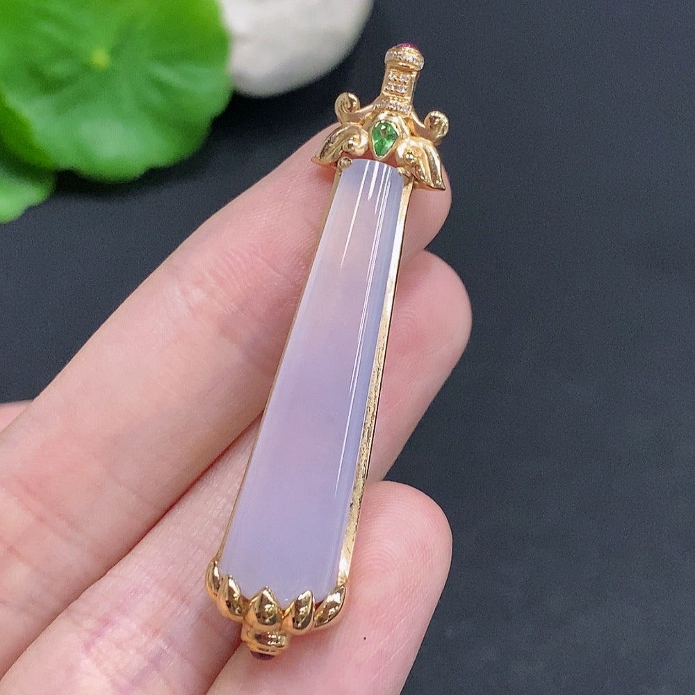 HUILIU HQ jadeite pendant necklace with 18k gold and diamond accents, featuring a smooth, plain jade pendant on a gold chain.