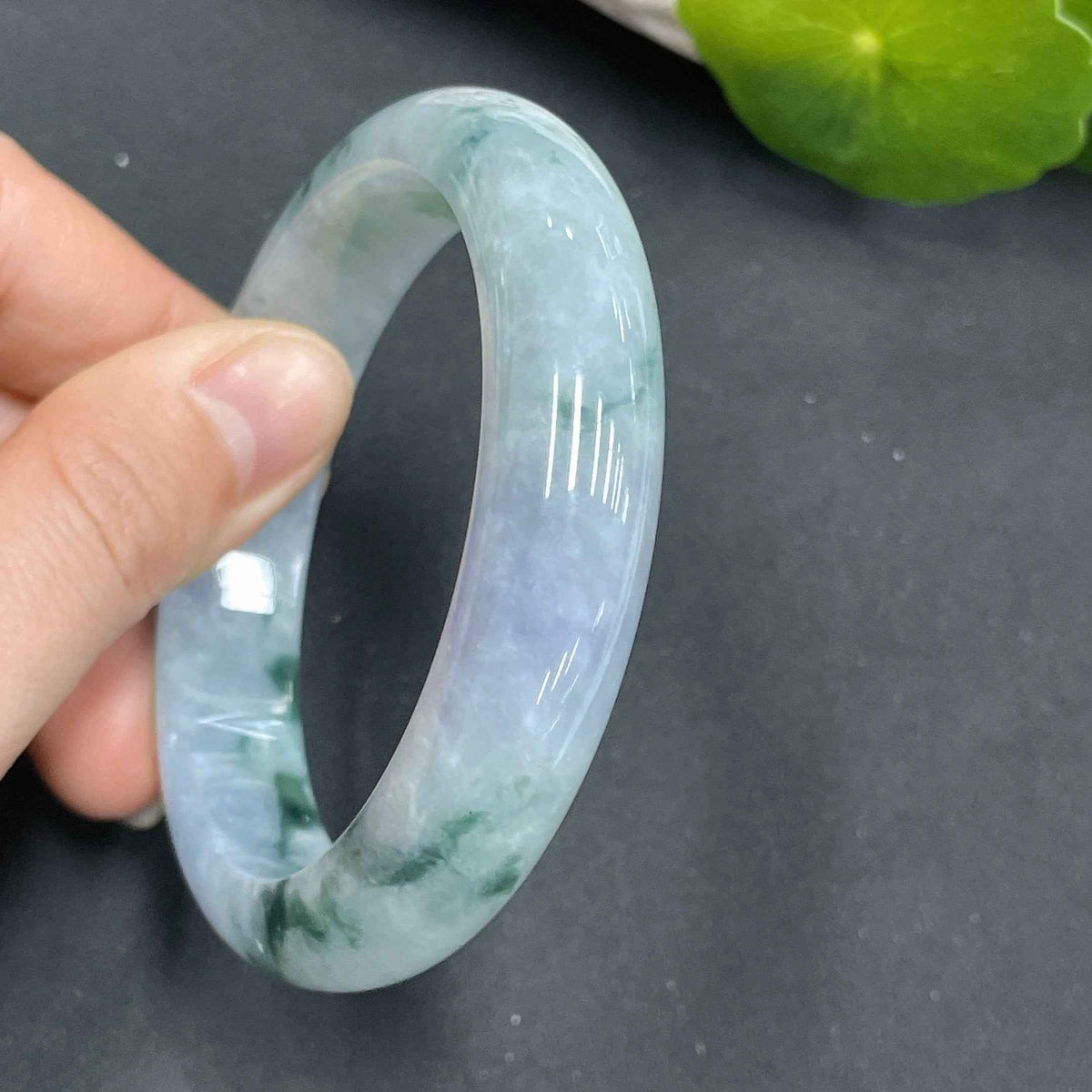 HUILIU HQ jadeite regular bangle with 53.8 cm circular size, polished jade bracelet showcasing smooth, vibrant green jade material.