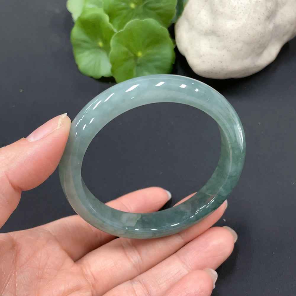 Huiliu HQ Jadeite regular bangle crafted from green jade, showcasing smooth, polished surface and traditional design.