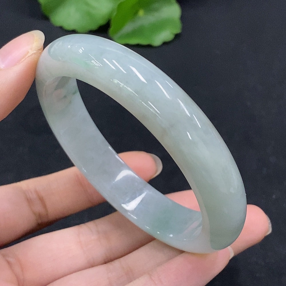 HUILIU HQ Jadeite regular bangle with 55.8mm inner diameter and 52.13g weight, showcasing smooth, polished jade jewelry craftsmanship.