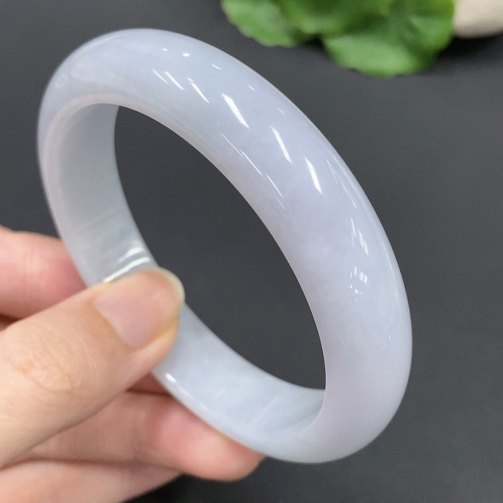 Huiliu HQ jadeite round bangle, natural green jade jewelry, Huiliu certified, smooth polished surface, traditional design