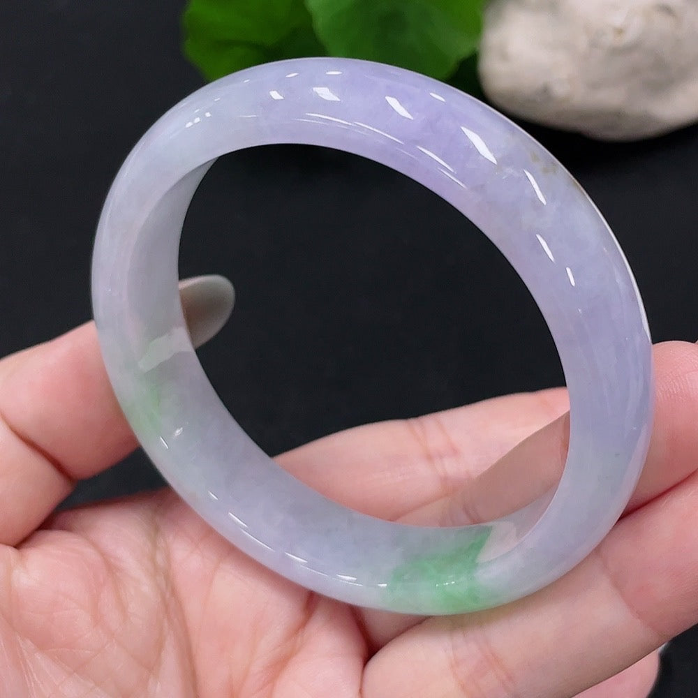 HUILIU HQ jadeite round bangle, size 56, smooth green jade with a total weight of 52.3 grams, displayed on a neutral background.