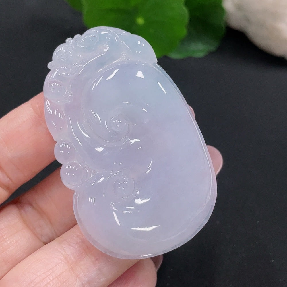 HUILIU HQ jadeite Ruyi pendant, natural green jade with carved design, weighs approximately 27.57 grams, traditional Asian jewelry piece