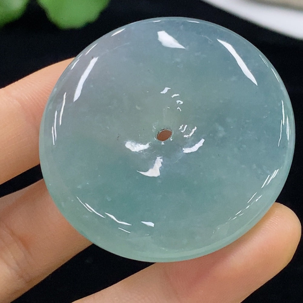 HUILIU HQ jadeite safety buckle pendant, approximately 39.8g, featuring a smooth, polished jadeite stone with intricate design.