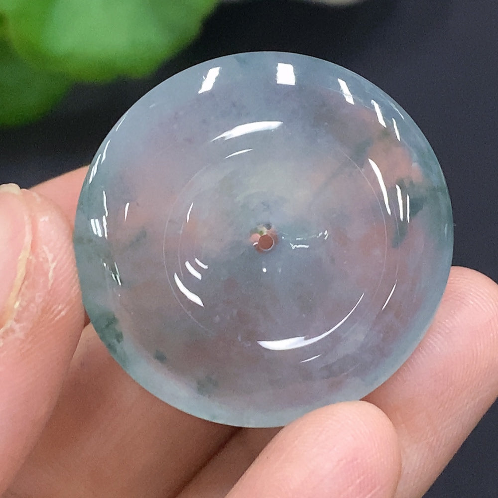HUILIU HQ jadeite safety pendant weighing approximately 10g, featuring smooth green jade with polished finish.