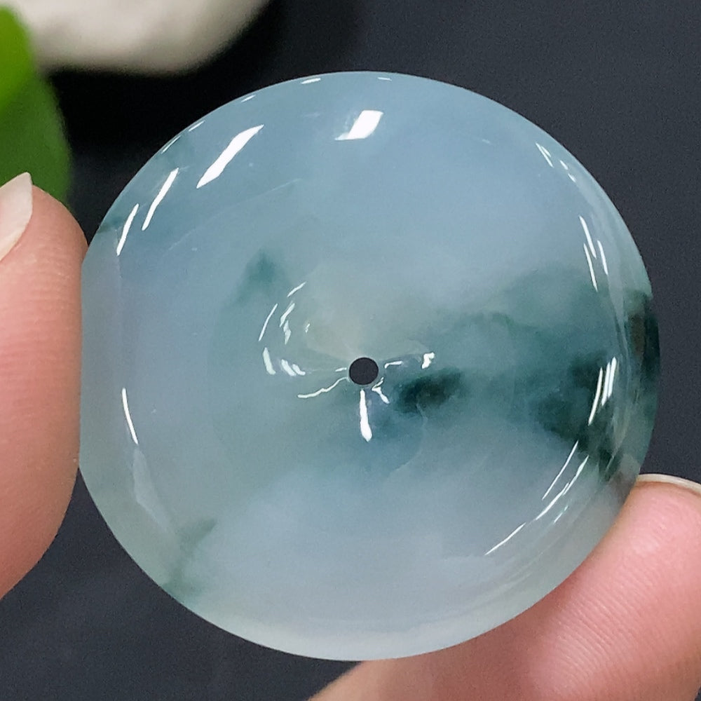 HUILIU HQ jadeite pendant with peace buckle, approximately 10.94g, showcasing smooth green jade stone and intricate design.