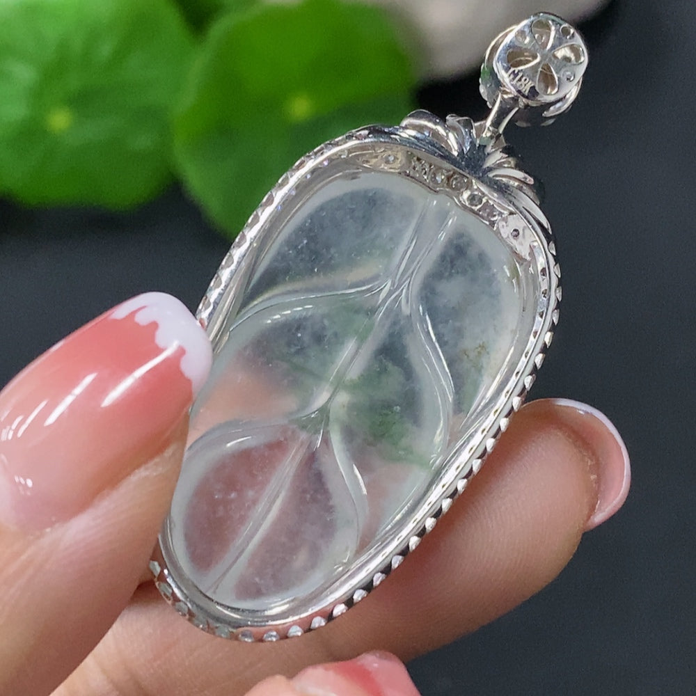 Natural Grade A jadeite leaf pendant with inlaid design from HUILIU HQ, showcasing intricate craftsmanship and vibrant green jade.
