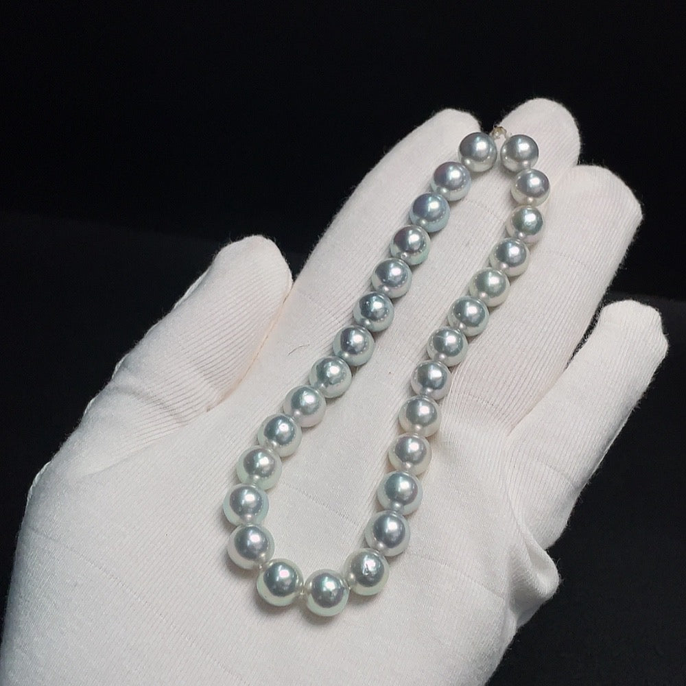 HUILIU HQ seawater pearl strand with 8.2mm pearls, total weight 22.07g, natural color, elegant jewelry display