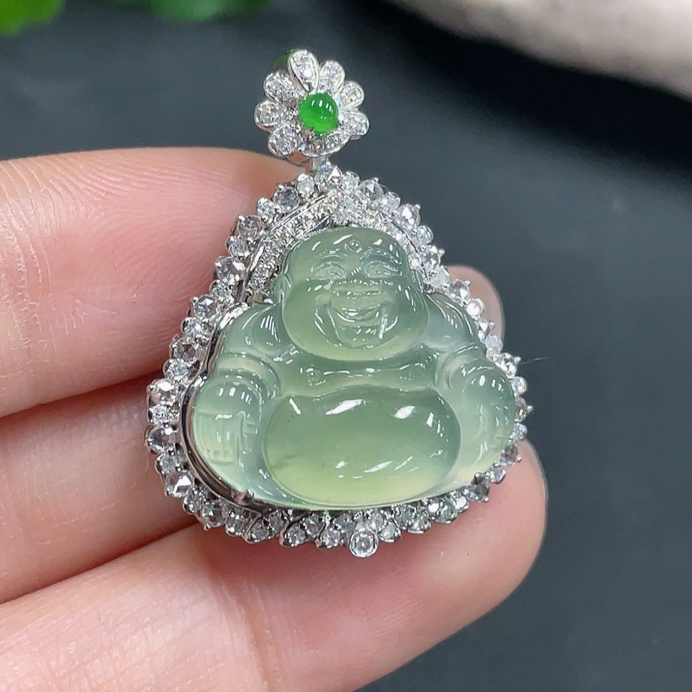 Jadeite inlaid Buddha pendant 18k total weight approx. 7.19g