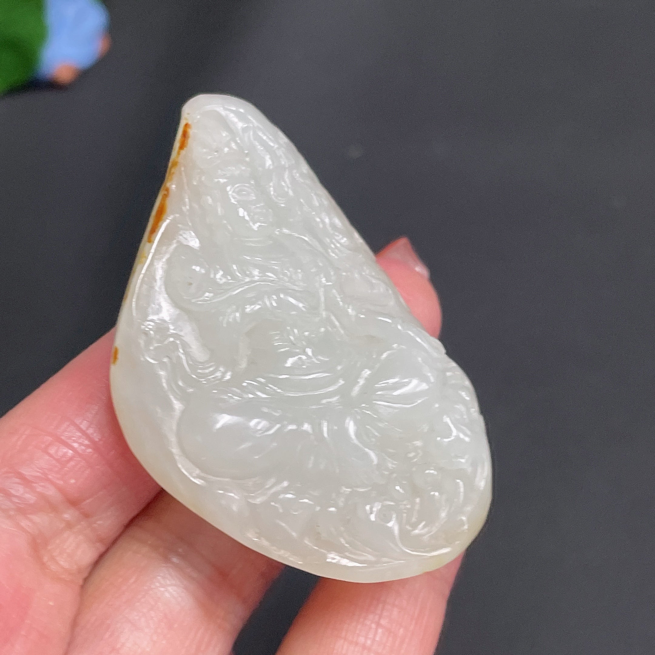 Hetian Jade Pendant Guanyin . Undetermined skin color origin | Huiliu Certified