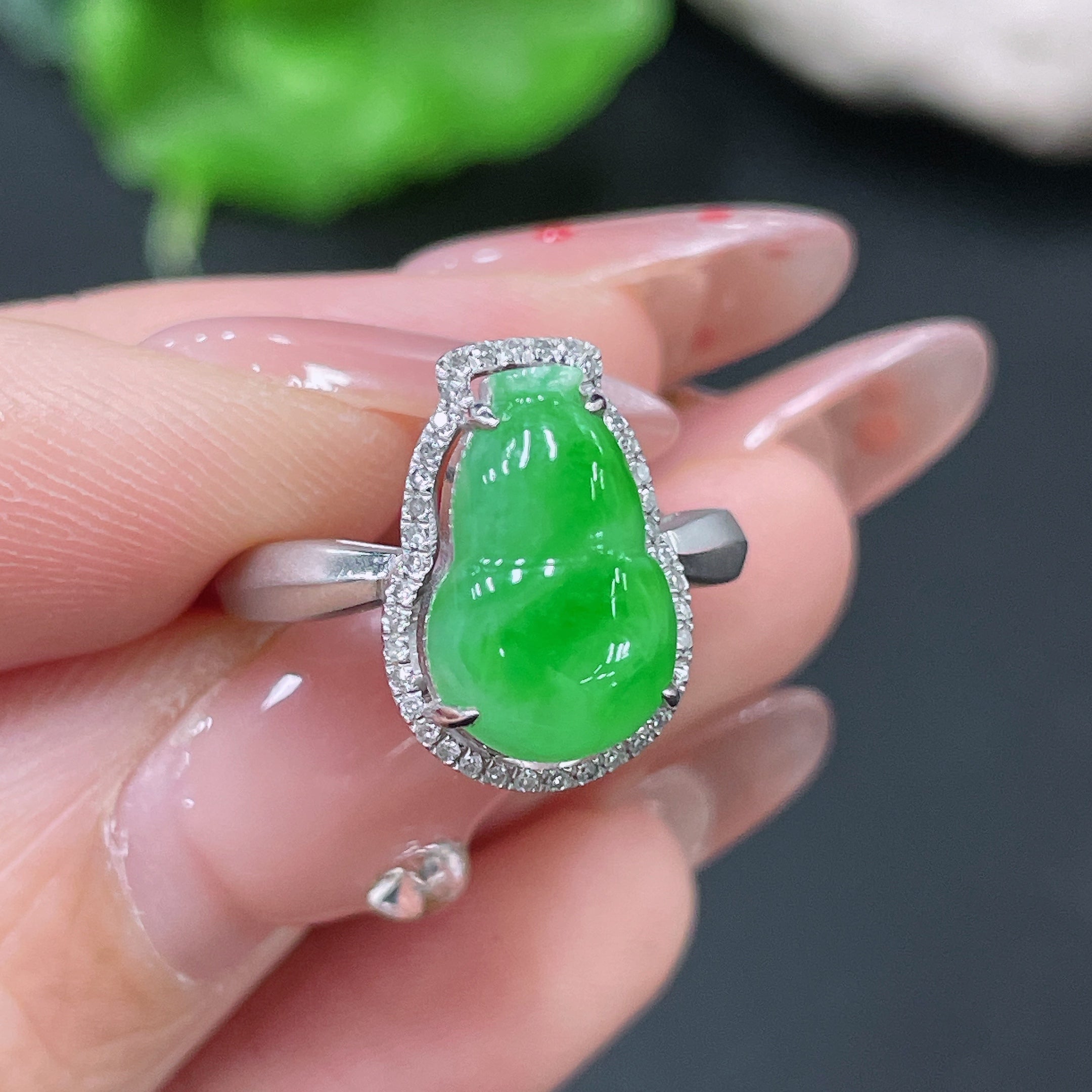 Jadeite ring with 18k gold setting and diamond accents, size 11, crafted by HUILIU HQ, showcasing the detailed jewelry design.