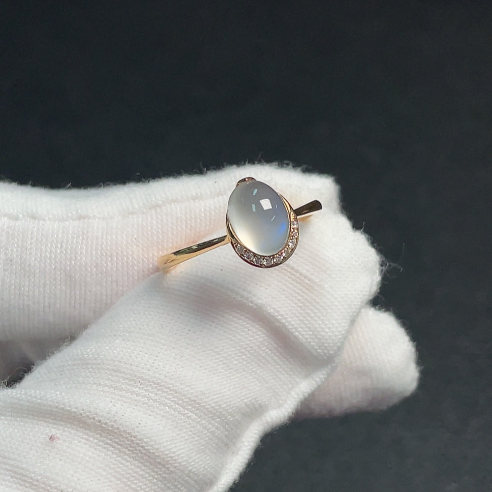Anillo de Piedra Lunar de 18K con Materia Orgánica Visible, No Diamante, Peso Total Aproximado 2.55g, Talla 12