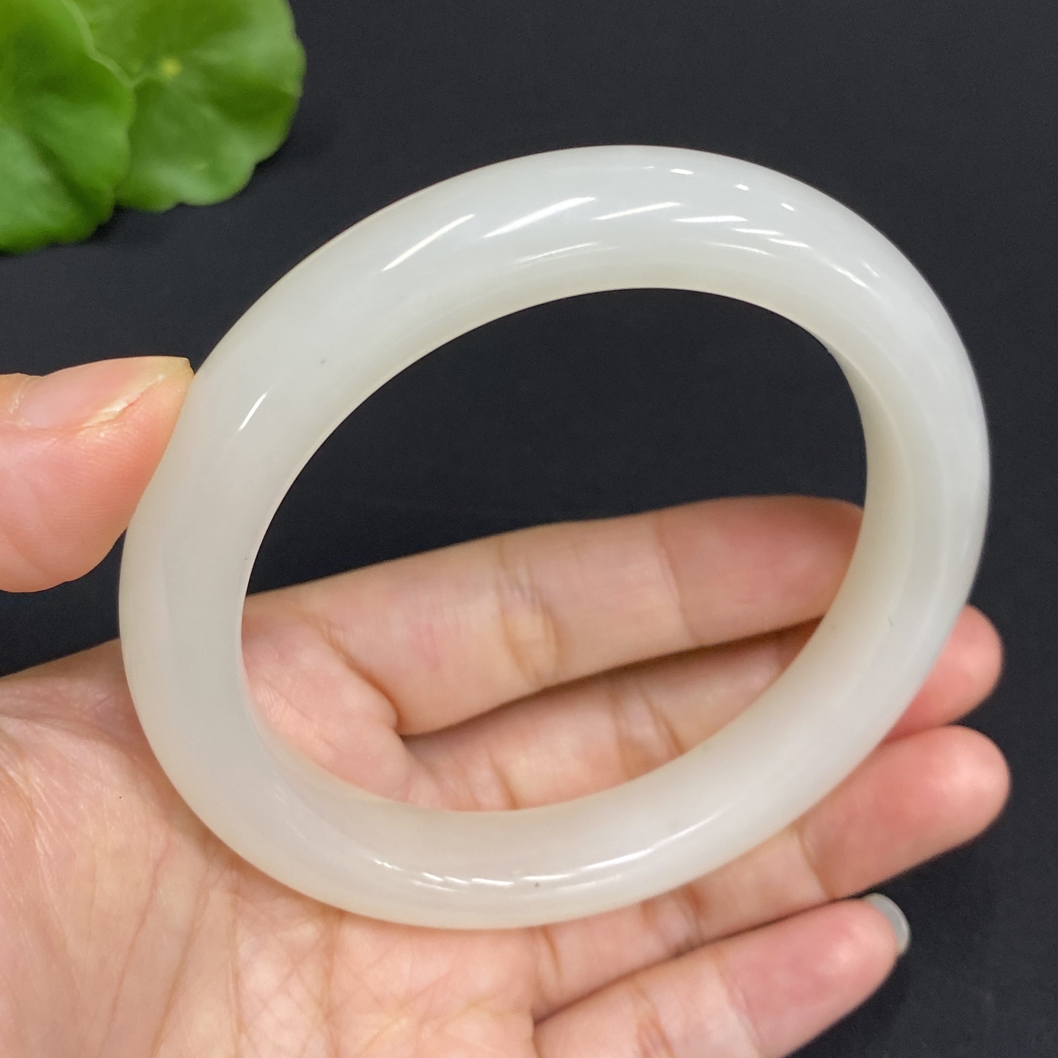 Hetian Jade Round Bracelet Size 60.9 Total Weight Approx. 63.7g