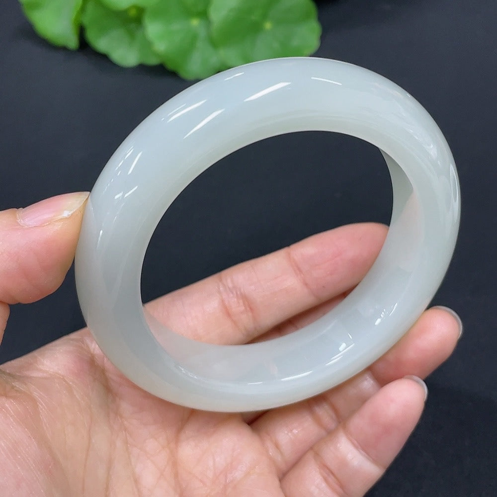Hetian Jade Round Bracelet Size 56.4 Total Weight Approx. 85.4g