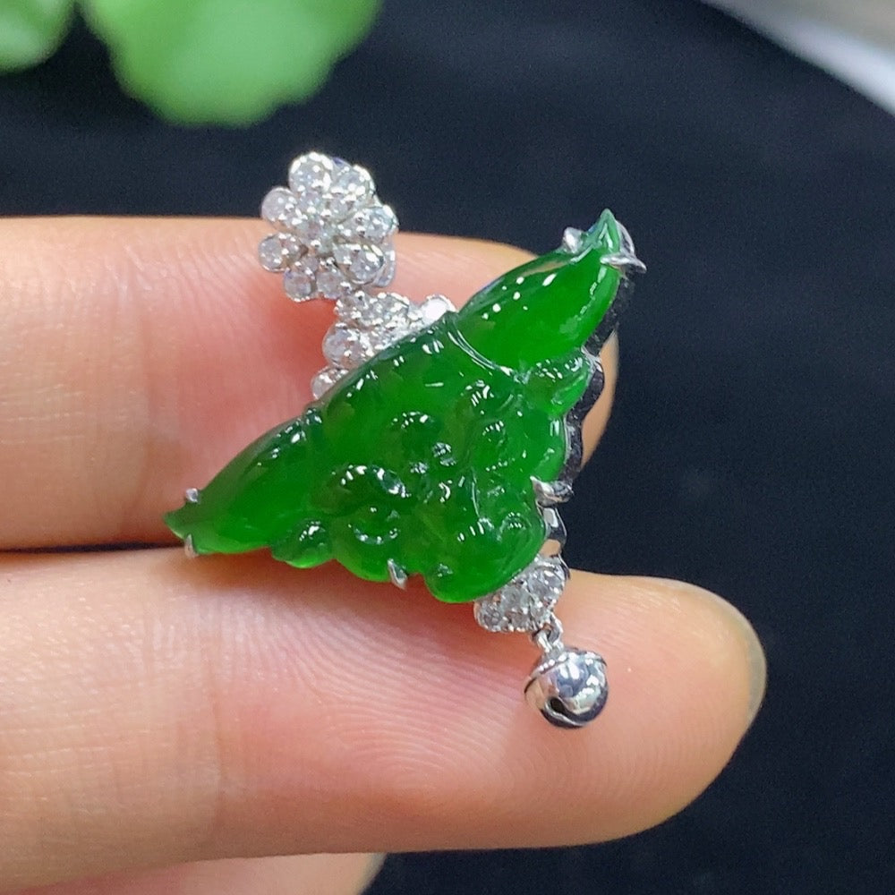 Jadeite Pendant Set in with Diamond Accents, Approximately | Huiliu Certified