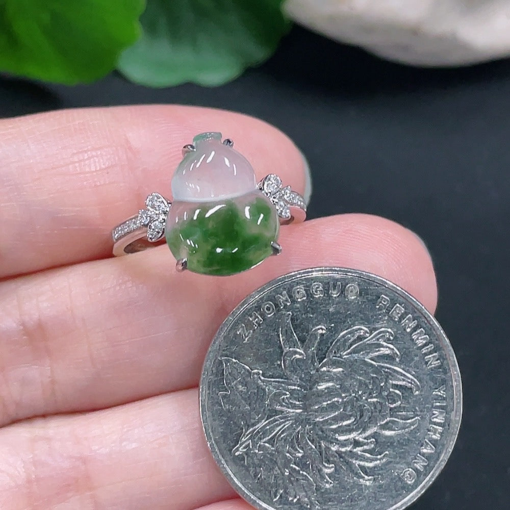 Jadeite inlaid ring size 14 18K gold total weight about 2.8g (with diamond accents)