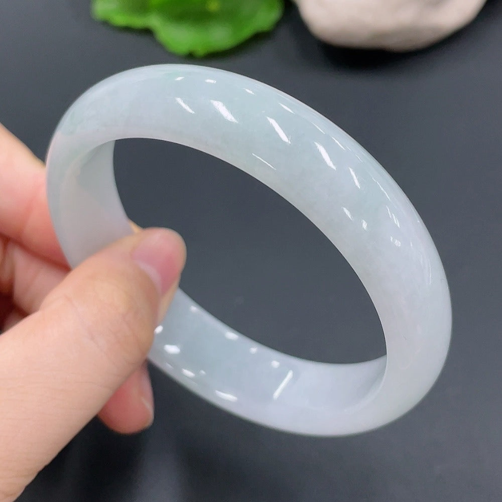 Jadeite Regular Bangle Size 55.8 Total Weight 51.697g