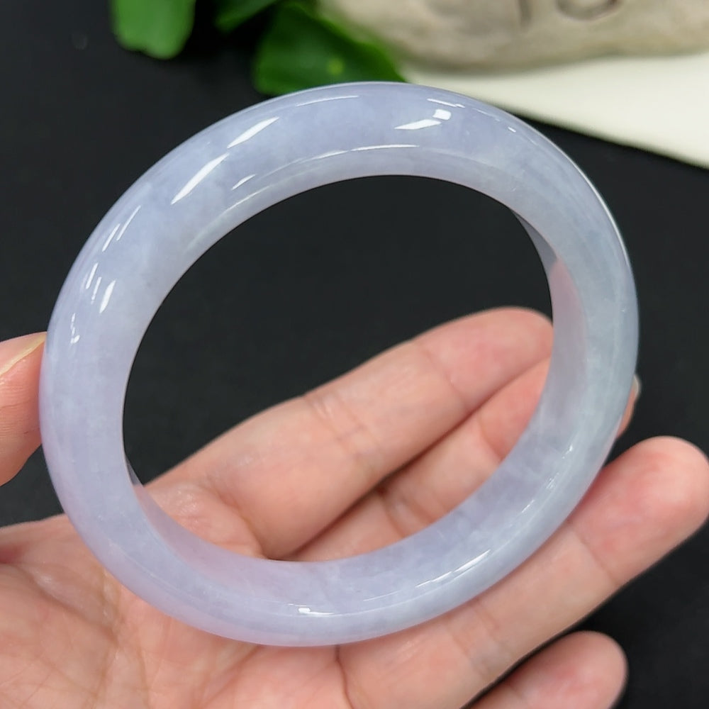 Jadeite Round Bangle Size 59.6 Total Weight Approx. 66g