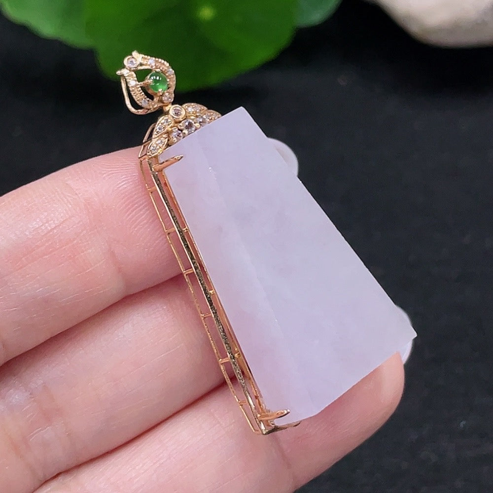 Jadeite Inlaid Pendant 18K Gold Total Weight Approx. 10.3g (with minimum accent diamonds only)