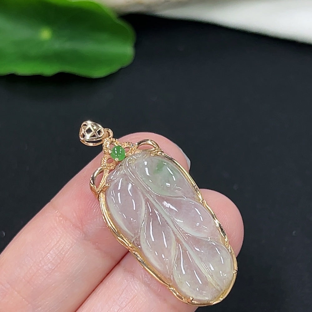 Jadeite Leaf Inlaid Pendant with 18k Gold and Diamond Accents, Total Weight Approximately 2.55g