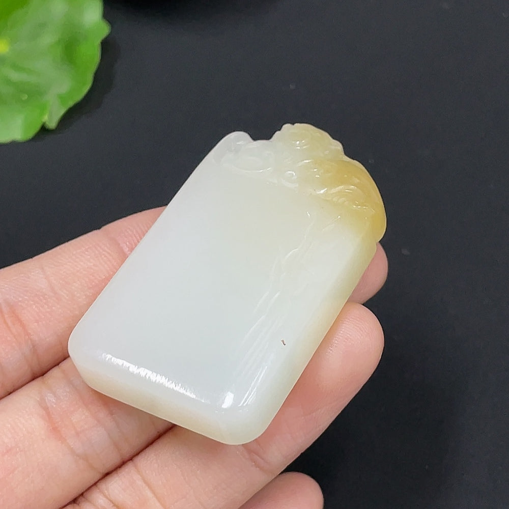Hetian Jade Pendant - Auspicious Beast Plaque, Total Weight: Approx. 29.4g