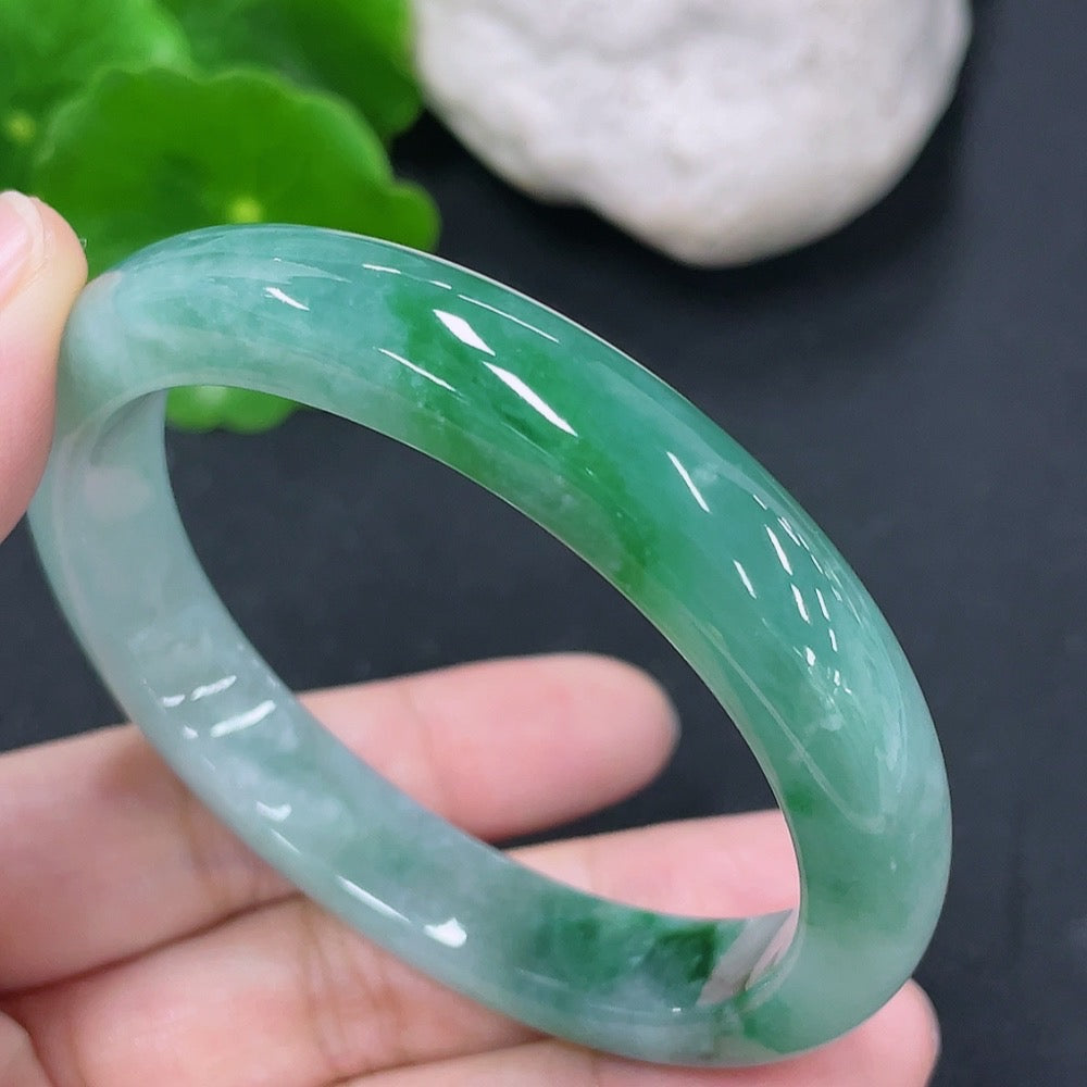 Jadeite Concubine Bracelet