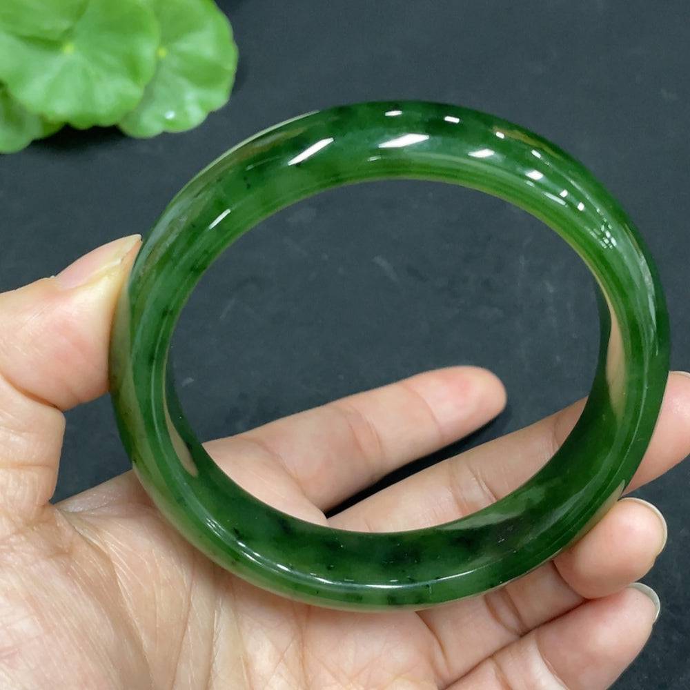 HUILIU HQ Hetian Jade Jasper round bracelet with 59.1mm size and 61.4g weight, featuring smooth, polished jade beads.