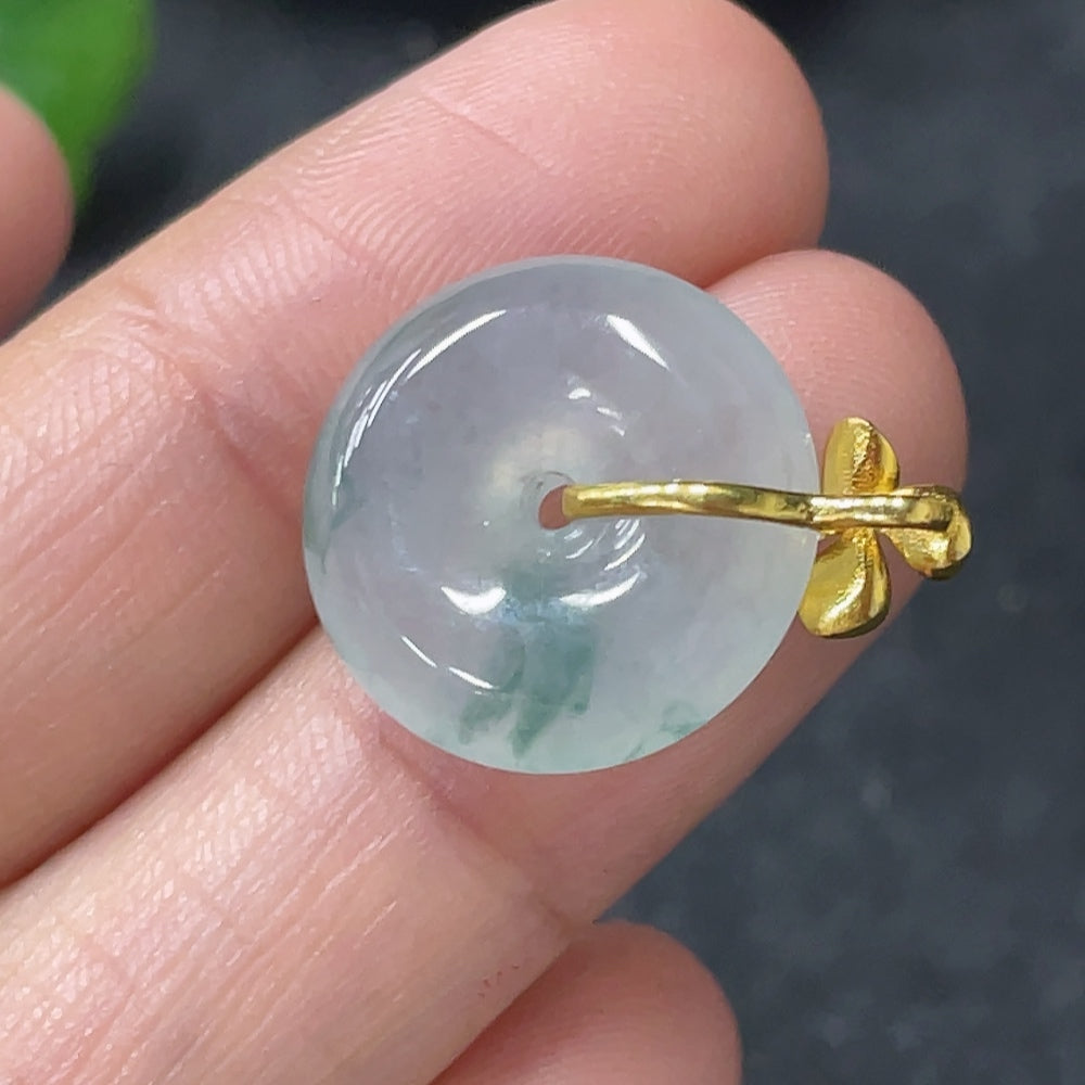 Jadeite Peace Knot Pendant Total Weight Approx. 2.74g 18k Gold Clasp