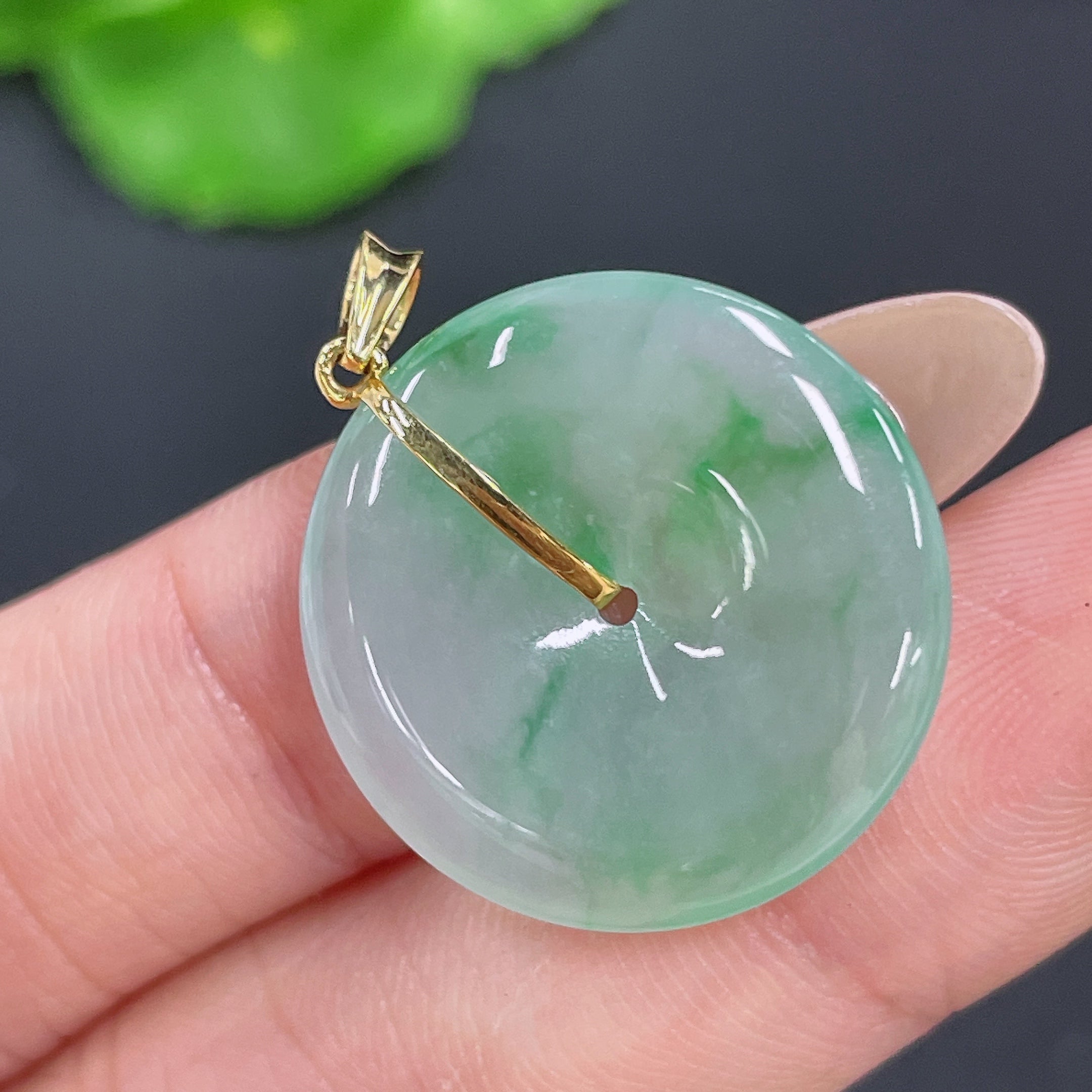 Jadeite Pendant Safety Buckle 18k Bail Total Weight Approx. 4.04g