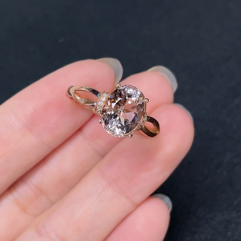 Beryl Inlaid Ring, 18k Gold, Color Origin Undetermined, Accented with Diamonds