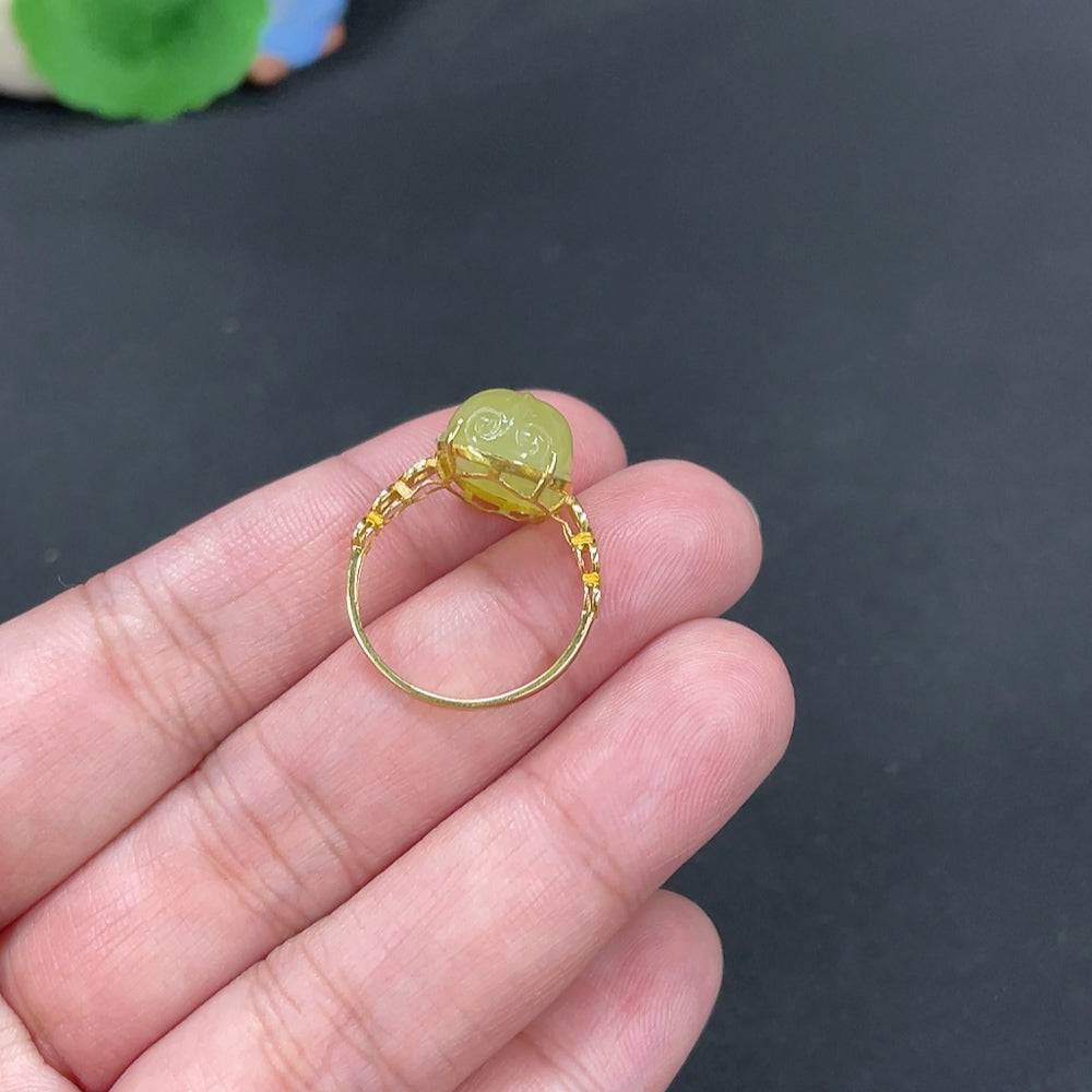 Hetian jade inlaid ring with Pixiu design, size 13, 18k non-diamond, crafted by HUILIU HQ, featuring detailed jade and goldwork.