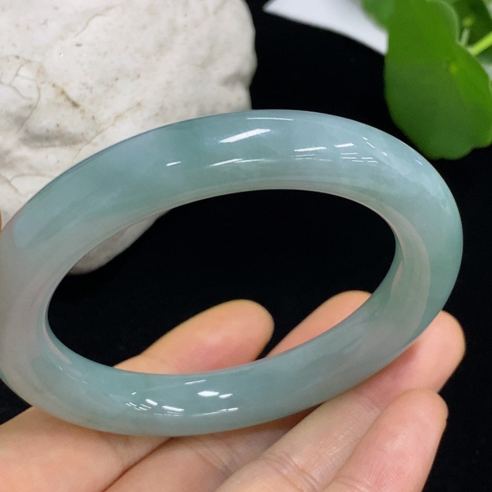 HKHQ Jadeite round bangle, size 53.8, weighs 57.98g, featuring smooth jadeite surface and elegant circular design.