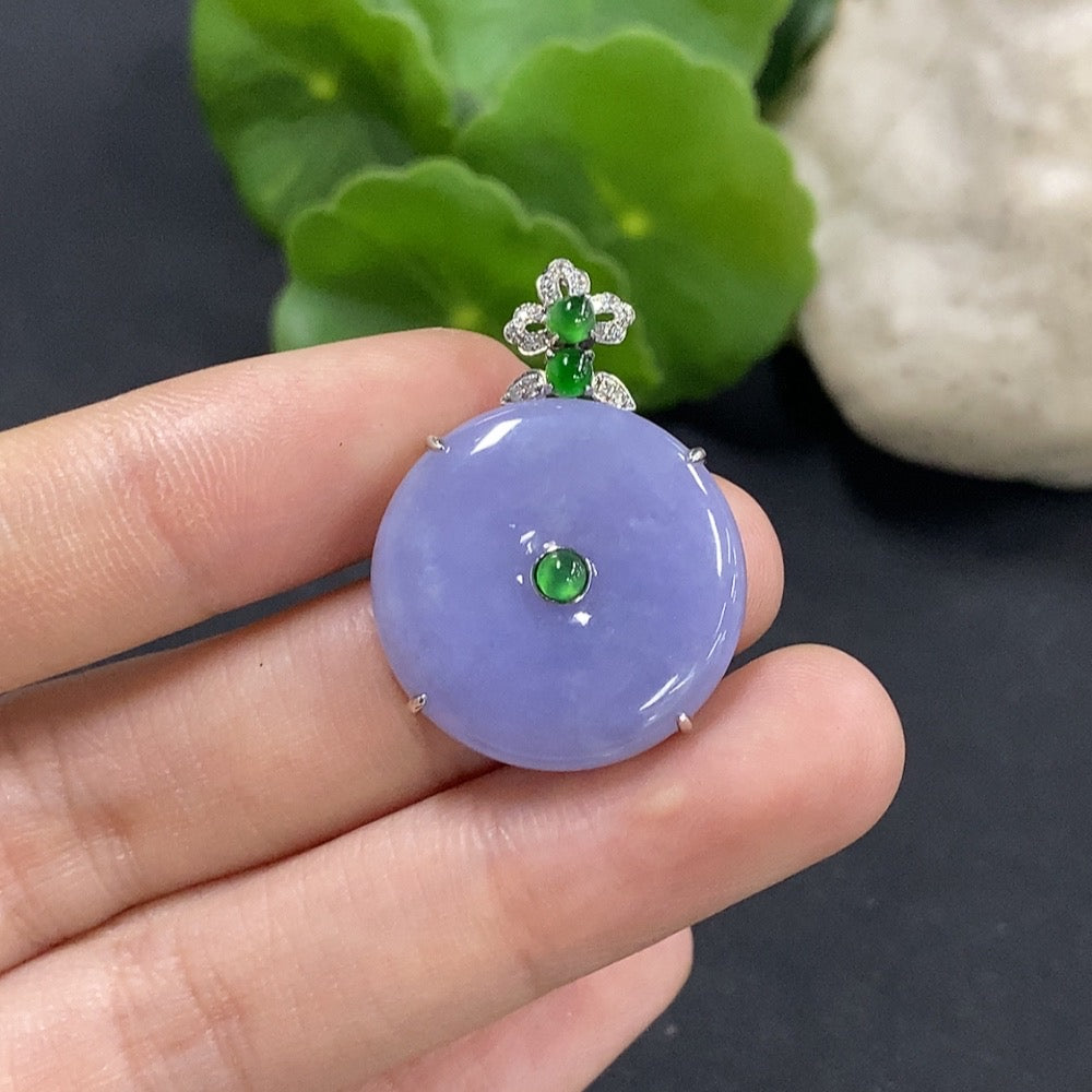 Jadeite Peace Knot Pendant in with Diamond Accents, . | Huiliu Certified