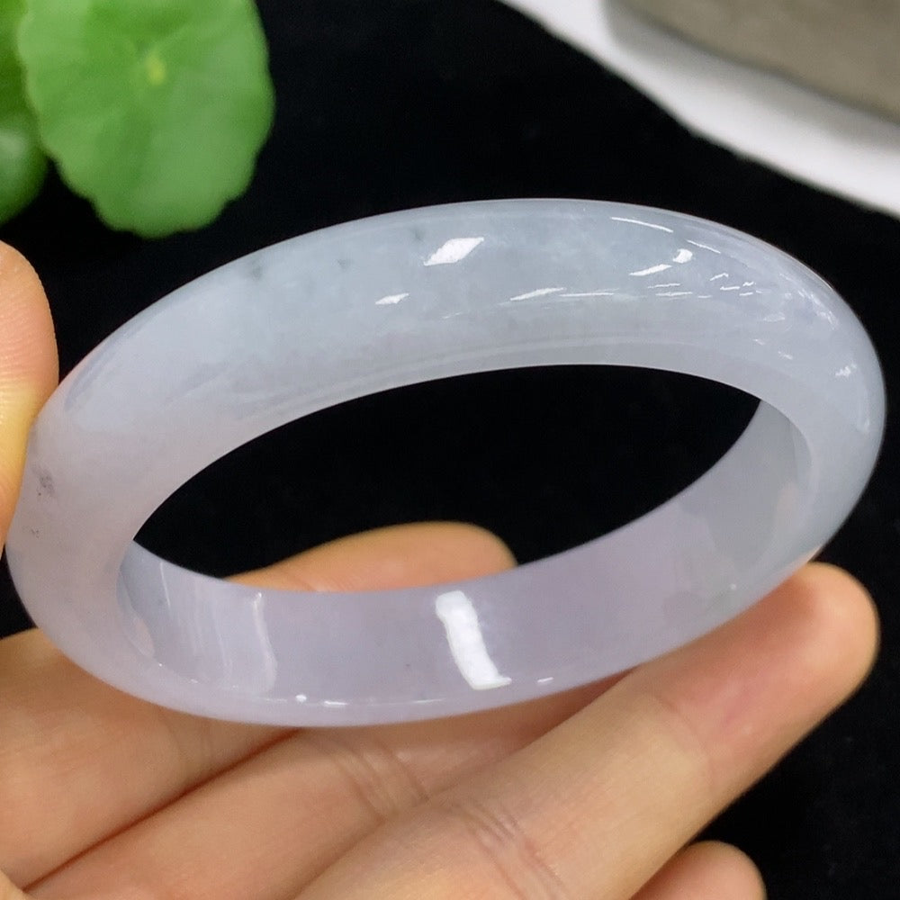 Jadeite Concubine Bracelet 53.9/46.3 Size Total Weight Approx. 43.64g