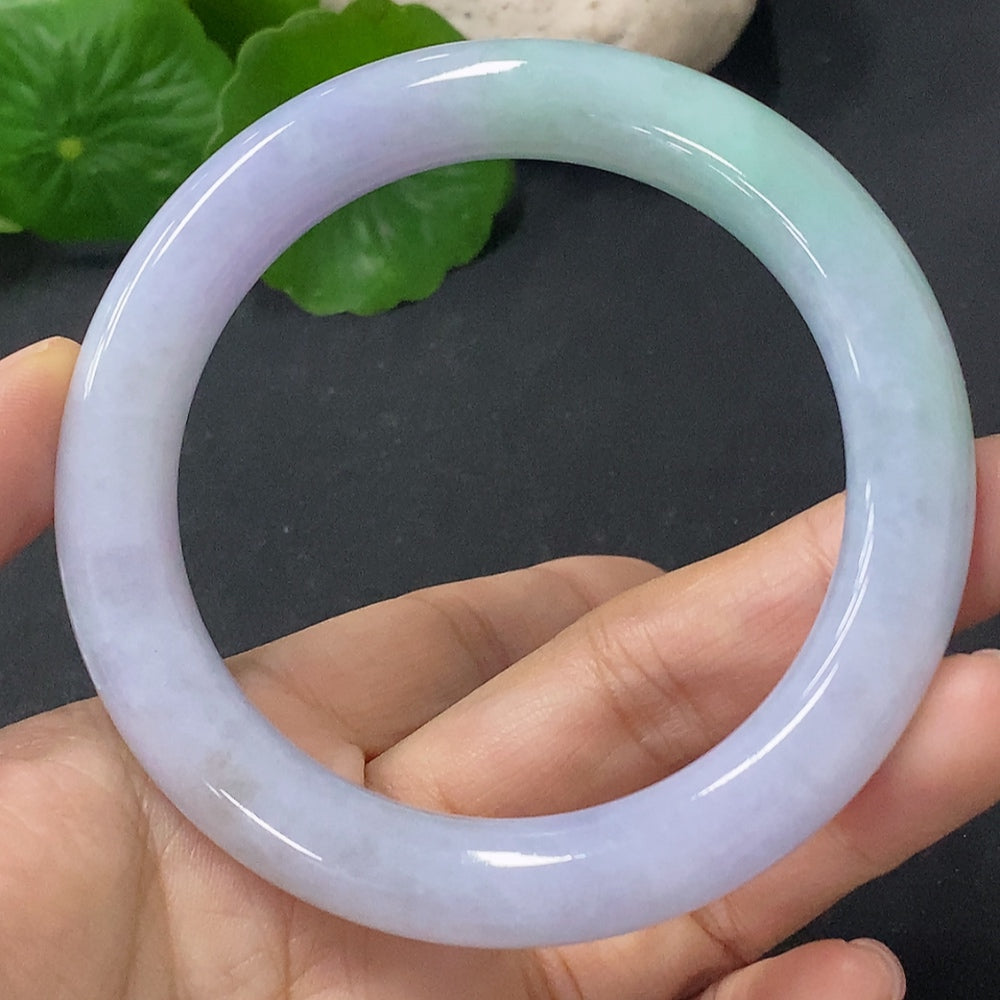 Jadeite Round Bangle, Total Weight Approx. 58g, Size 55.6