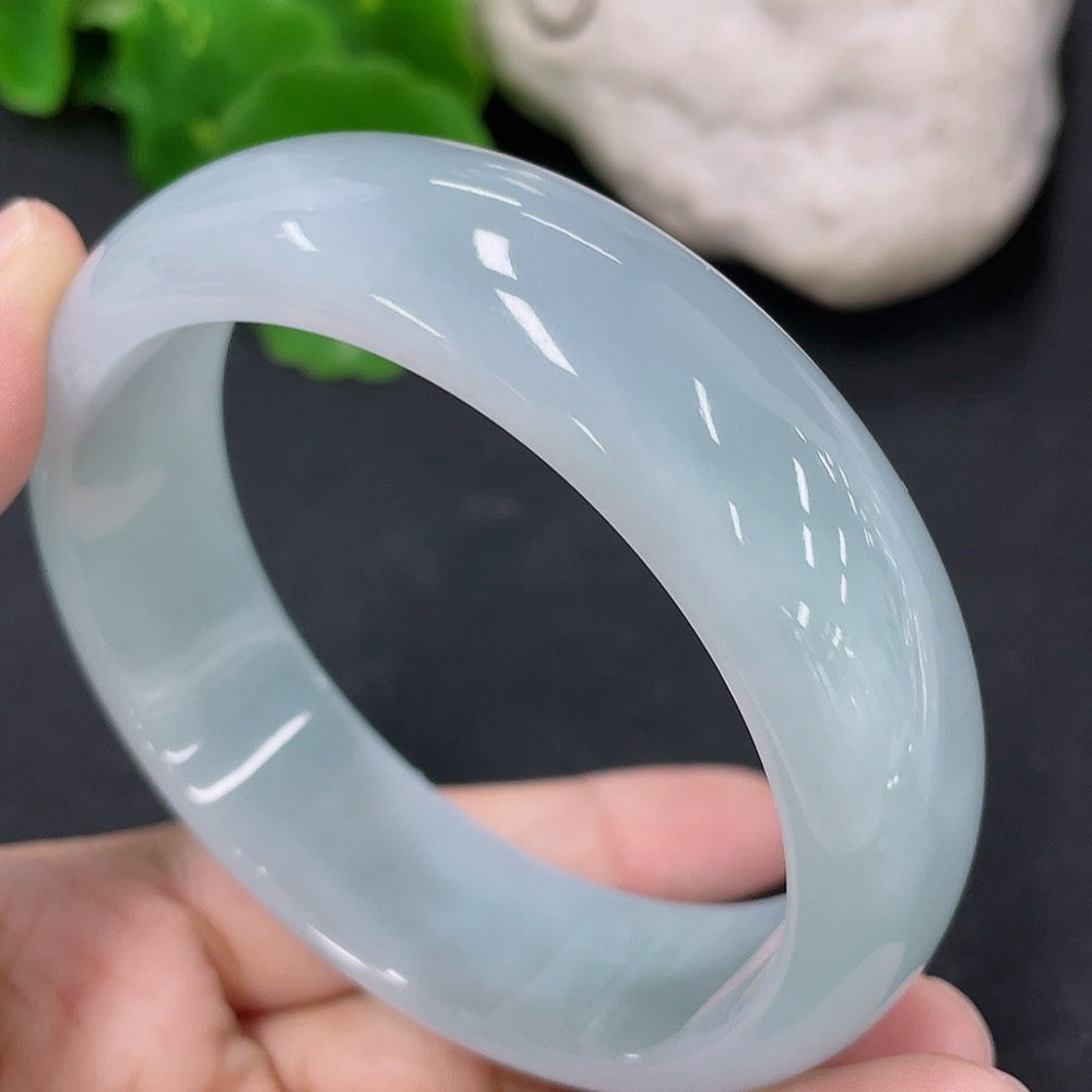 Jadeite Round Bracelet